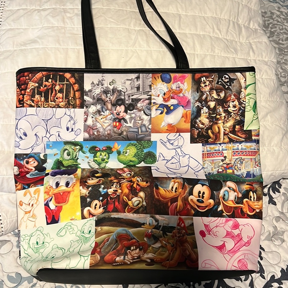 Disney parks Loungefly bay/purse- like new gently used